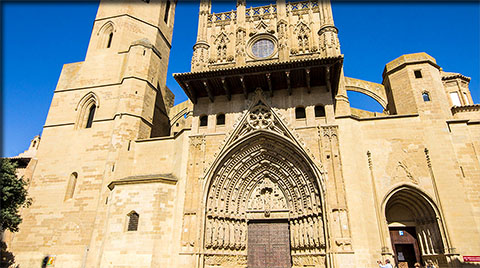 cathedrale Huesca 5 ème étape de la vuelta 2020