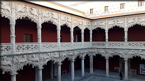 Guadalajara, patio sculpté, la vuelta 2019