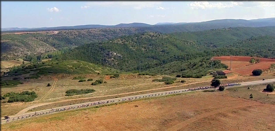 paysage et peloton 5 ème étape 2019 de la vuelta