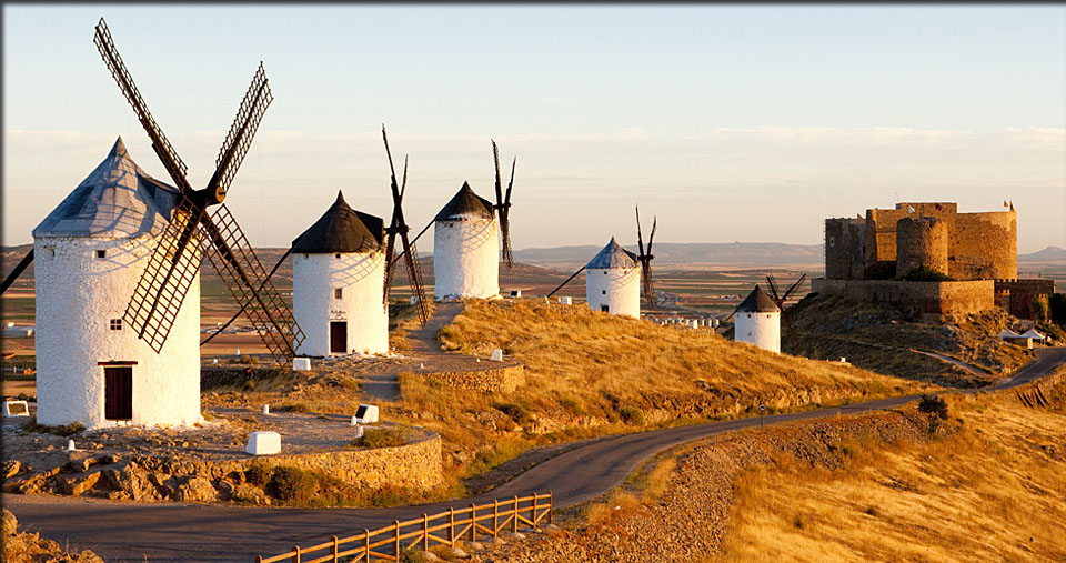 Province de TOLEDE, moulins à vent a Consuegra, la vuelta 2019