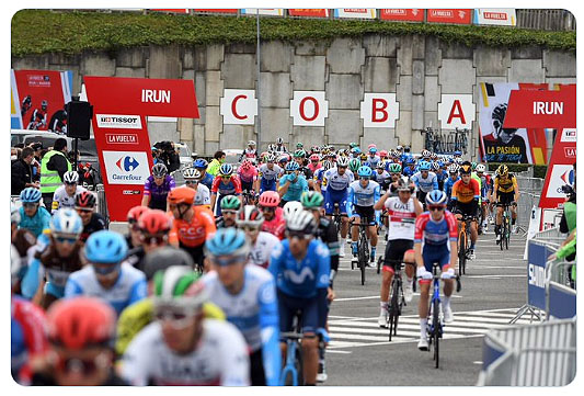 peloton premiers kms de la vuelta 2020