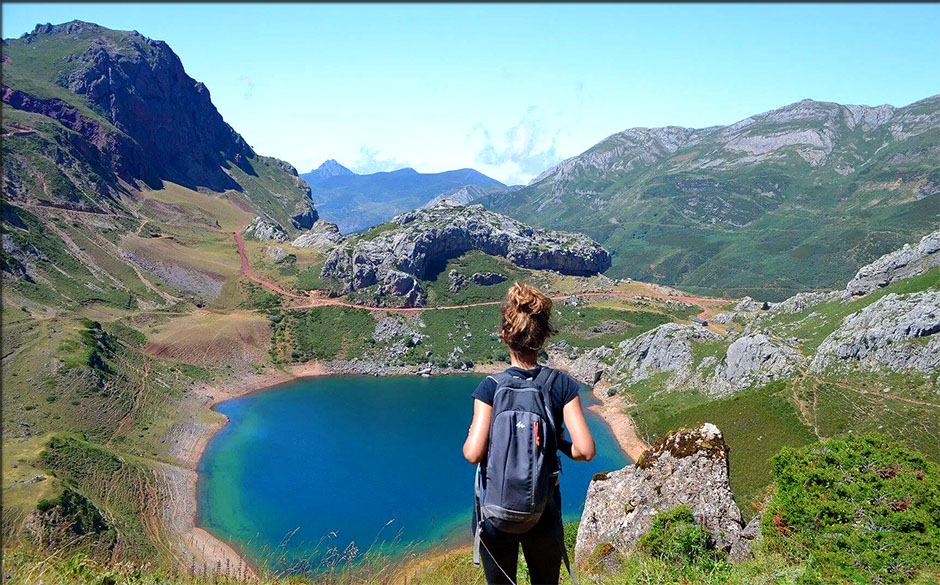 Alto de la FARRAPONA, lago de somiedo 11ème étape de la vuelta 2020